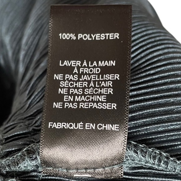 NWT ASTR The Label Teal Plisse Long Sleeve Teal Blouse - Picture 9 of 9